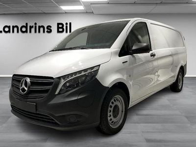 Vit Begagnad 2024 Mercedes e-Vito Minibuss | 511 250 kr (Marknadspris)