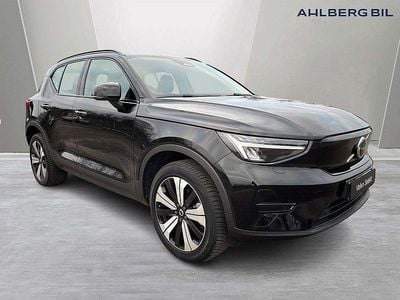 Svart Begagnad 2022 Volvo XC40 Core SUV | 339 500 kr