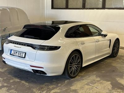 Porsche Panamera 4