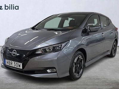 Begagnad Nissan Leaf Acenta 111 kW (151 HK) 2023 Grå Halvkombi