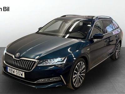 Begagnad Skoda Superb LAURIN & KLEMENT 156 HK (114 kW) 2022 Blå Kombi