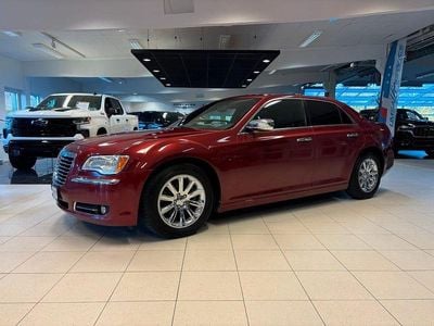 Begagnad Chrysler 300C 369 HK (271 kW) 2014 Mörkröd Sedan
