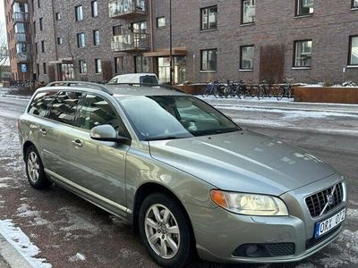 begagnad Volvo V70 2.4D Geartronic Momentum Euro 4