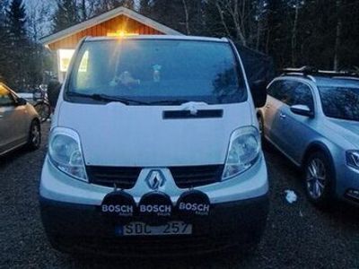 begagnad Renault Trafic Skåpbil 2.9t 2.0 dCi Euro 4