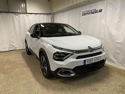 Vit Begagnad 2024 Citroën C4 Shine Halvkombi | 249 000 kr (Lite dyr)