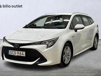 Vit Begagnad 2021 Toyota Corolla Active Kombi | 204 900 kr (Marknadspris)
