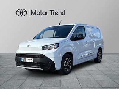 Vit Begagnad 2024 Toyota Proace City City Minibuss | 369 900 kr (Marknadspris)