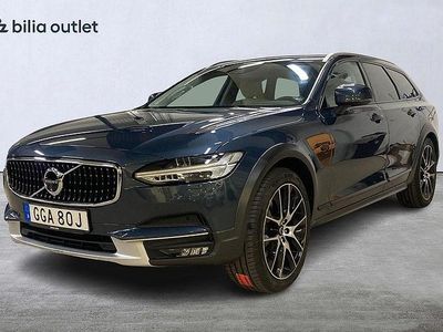 Blå Begagnad 2019 Volvo V90 CC Kombi | 389 900 kr (Marknadspris)