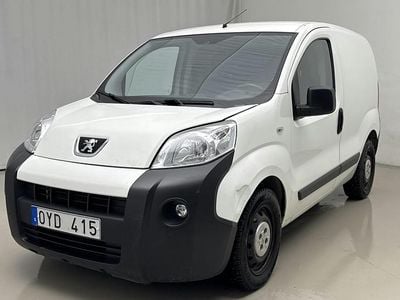 Begagnad Peugeot Bipper 75 HK (55 kW) 2011 Vit Minibuss