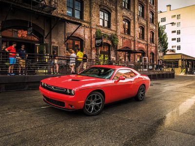 Begagnad 2024 Dodge Challenger Sportkupé | 1 049 000 kr