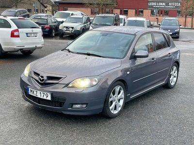 Grå Begagnad 2007 Mazda 3 Inclusive Halvkombi | 24 900 kr (Bra pris)