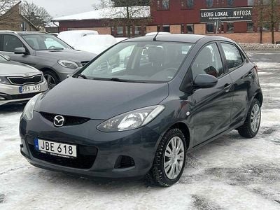 Grå Begagnad 2008 Mazda 2 Halvkombi | 44 900 kr (Marknadspris)