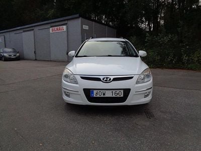 Begagnad Hyundai i30 116 HK (85 kW) 2008 Vit Kombi