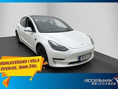 Vit Begagnad 2021 Tesla Model 3 Performance Sedan | 279 900 kr (Marknadspris)