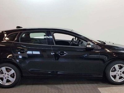 begagnad Volvo V40 D2 Momentum Euro 5