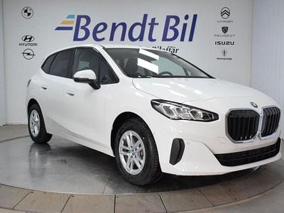BMW 225