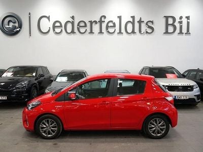 Begagnad Toyota Yaris Hybrid 101 HK (74 kW) 2019 Röd Halvkombi
