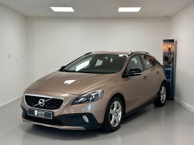 begagnad Volvo V40 CC D2 Powershift Momentum 115hk / drag