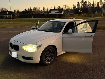 Begagnad 2015 BMW 116 Halvkombi | 99 000 kr (Dyr)