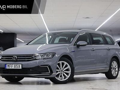 Begagnad VW Passat GTE 218 HK (160 kW) 2023 Grå Kombi