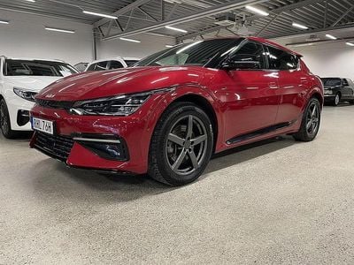 Röd Begagnad 2022 Kia EV6 GT-Line SUV | 369 000 kr (Marknadspris)
