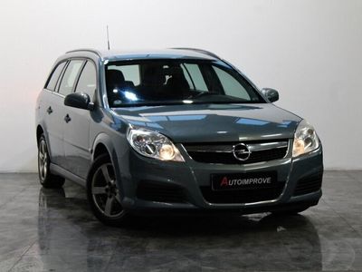 begagnad Opel Vectra Caravan 2.2 155HK DIRECT KAMKEDJA NYBESIKTAD