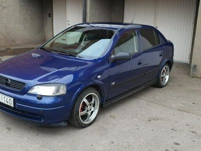 begagnad Opel Astra Astra6 5D Njoy 101Hk lågmil