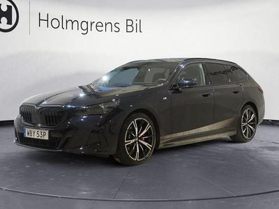 Carbon svart metallic Begagnad 2025 BMW 530 Comfort Edition Kombi | 649 800 kr