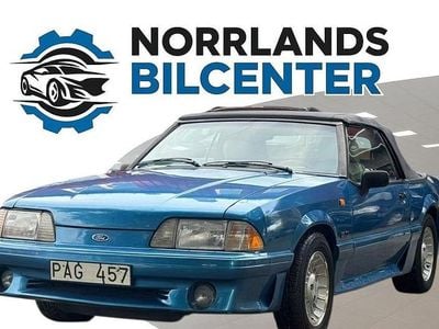 Blå Begagnad 1989 Ford Mustang GT Convertible Cab | 95 000 kr