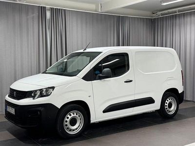 Vit Begagnad 2019 Peugeot Partner Minibuss | 162 375 kr (Marknadspris)