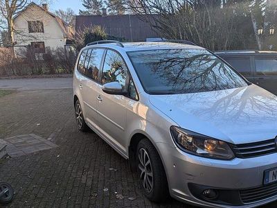 Begagnad 2014 VW Touran Minibuss | 70 000 kr (Marknadspris)