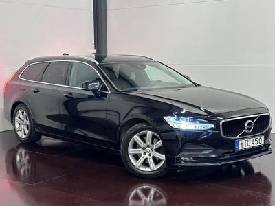 Begagnad Volvo V90 Momentum 150 HK (110 kW) 2017 Svart Kombi