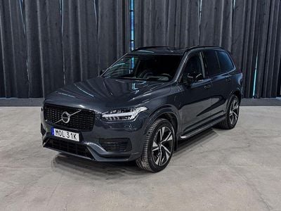 Grå Begagnad 2021 Volvo XC90 R-Design SUV | 519 900 kr (Marknadspris)