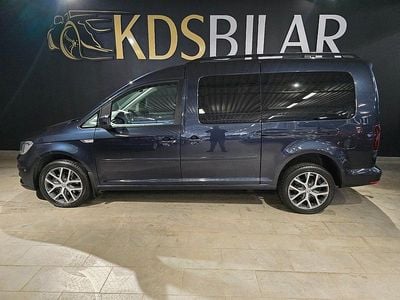 Begagnad VW Caddy Maxi Life Life 150 HK (110 kW) 2016 Mörkblå Minibuss
