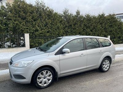 begagnad Ford Focus Kombi 1,8 Flexifuel Välvårdad/Välservad