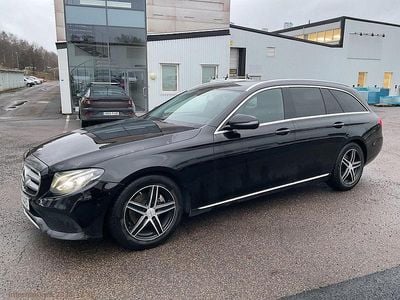 Begagnad Mercedes E220 Avantgarde 195 HK (143 kW) 2018 Svart Kombi
