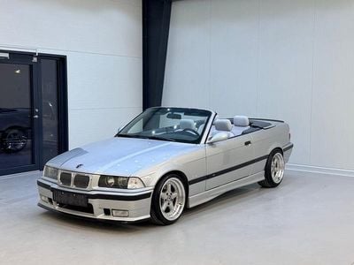 Begagnad BMW M3 245 HK (180 kW) 1999 Silver Cab