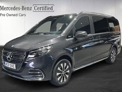 Mörkgrå Begagnad 2025 Mercedes E300 Kombi | 939 900 kr (Bra pris)