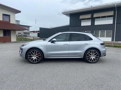 Porsche Macan GTS