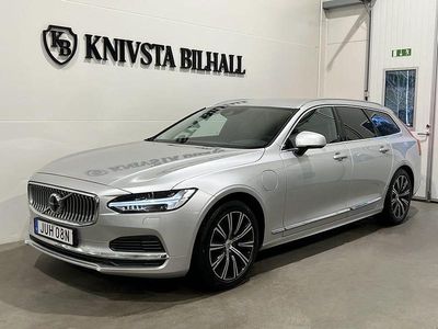 Silver Begagnad 2021 Volvo V90 Inscription Kombi | 329 600 kr (Marknadspris)