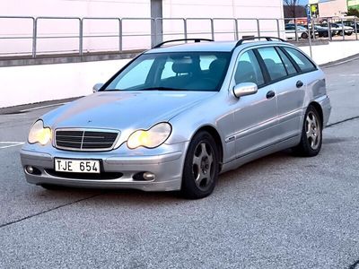 begagnad Mercedes C240 C240 BenzT Automat 2002, Kombi