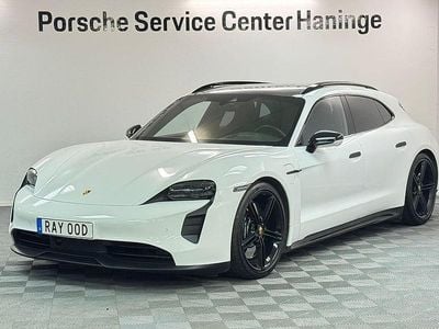 Vit Begagnad 2023 Porsche Taycan GTS Sport Turismo Sedan | 945 000 kr