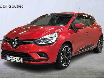 Röd Begagnad 2018 Renault Clio IV Halvkombi | 117 900 kr (Marknadspris)