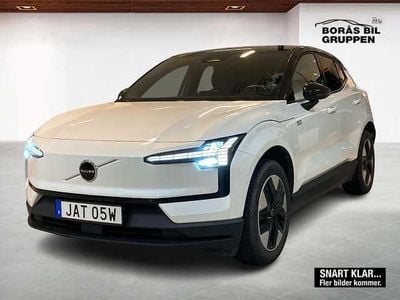 Vit Begagnad 2024 Volvo EX30 Plus SUV | 339 000 kr (Marknadspris)