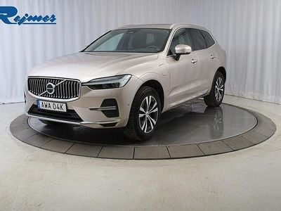 Ljusgrå Begagnad 2022 Volvo XC60 Core SUV | 359 900 kr (Bra pris)