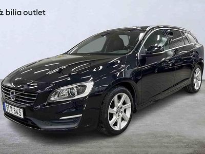 Svart Begagnad 2015 Volvo V60 Kombi | 209 900 kr