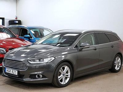 Grå Begagnad 2015 Ford Mondeo Titanium Kombi | 129 900 kr (Marknadspris)