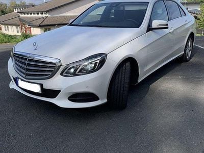 Vit Begagnad 2014 Mercedes E220 Sedan | 145 000 kr (Lite dyr)