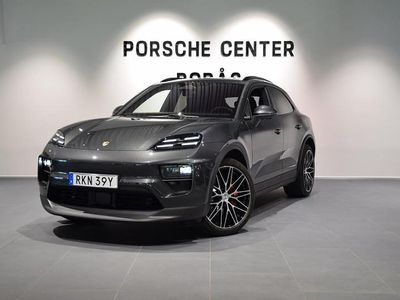 Grå Begagnad 2025 Porsche Macan SUV | 1 119 000 kr