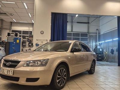 Begagnad Hyundai Sonata 162 HK (119 kW) 2006 Sedan